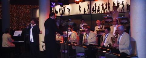 A.PERALES BIG BAND